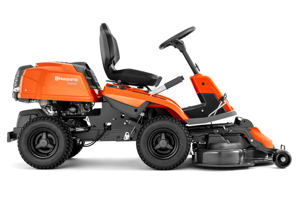 HUSQVARNA R 216T AWD (bez žac. ústrojí)